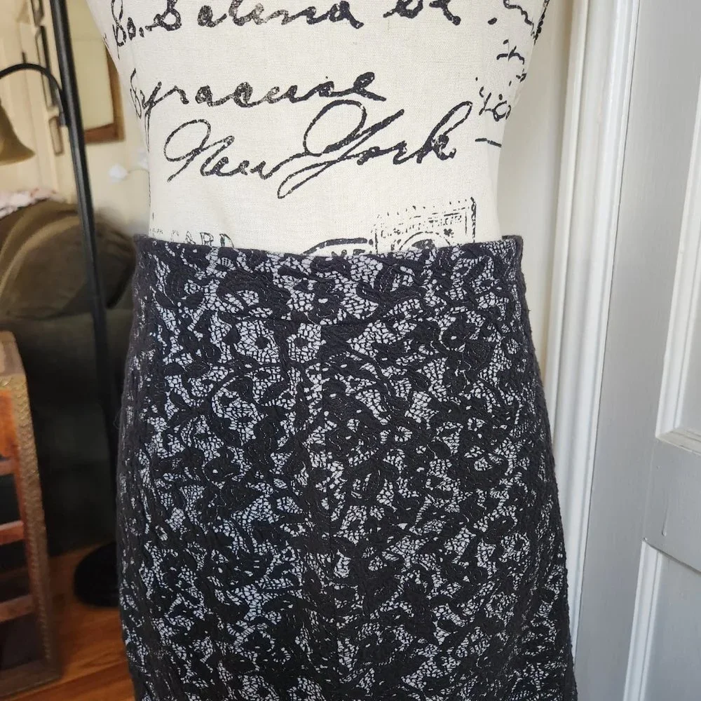 Michael Kors Black and White Pencil Skirt Sz M